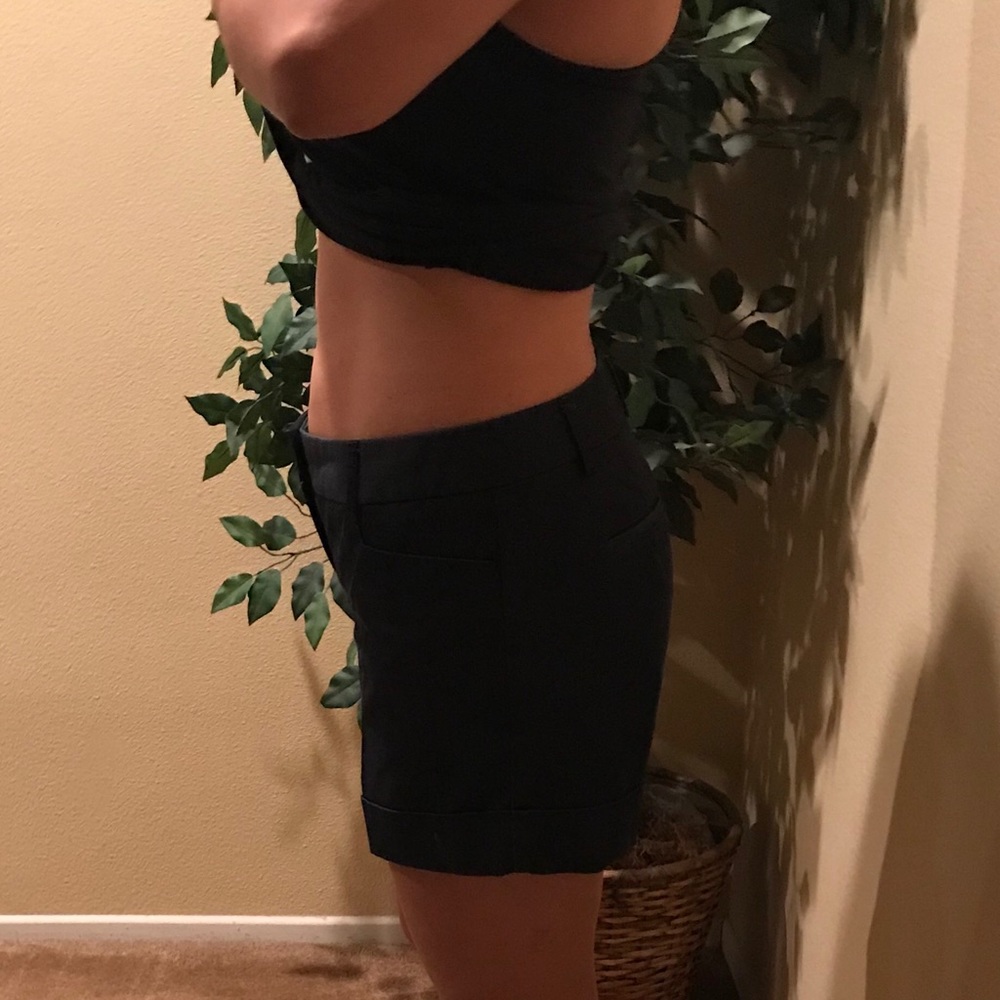 Express size 6 shorts